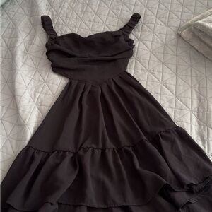 Elegant Black Sleeveless Dress